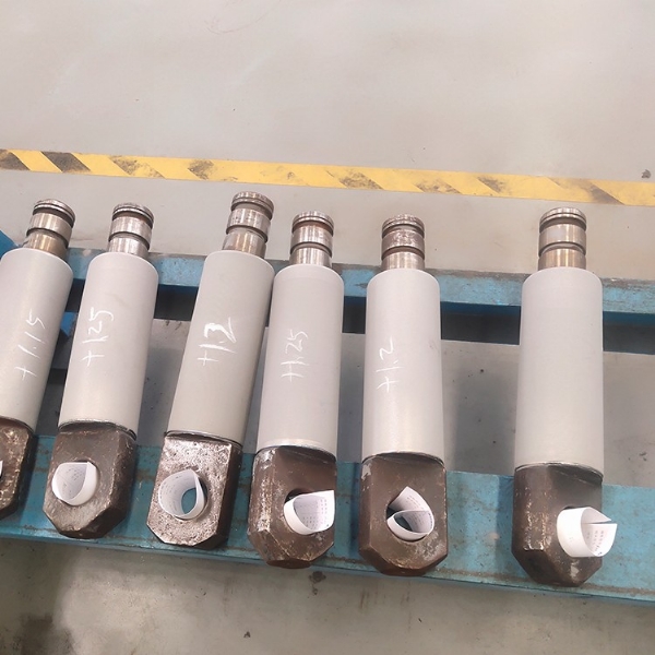 油缸外圓激光熔覆加工 活塞桿高速激光熔覆維修 耐磨損 綠色環(huán)保